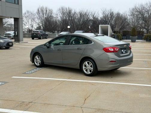 Brown 2017 Chevrolet Cruze LT
