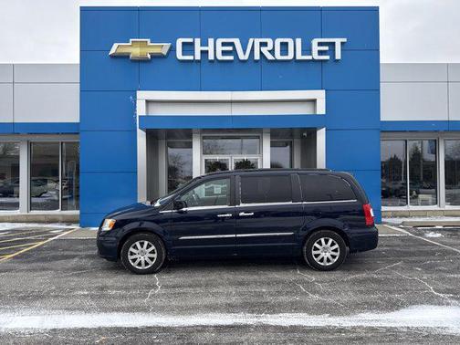 2014 Chrysler Town & Country Touring