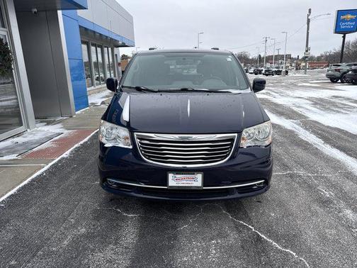2014 Chrysler Town & Country Touring