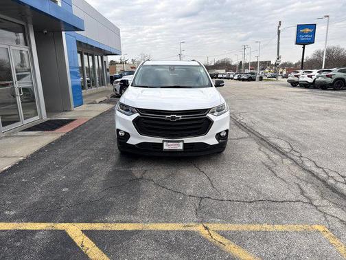 Summit White 2018 Chevrolet Traverse Premier