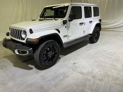 Bright White Clearcoat 2025 Jeep Wrangler 4xe Sahara