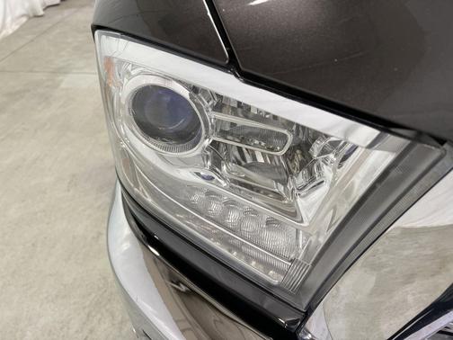 Granite Crystal Metallic Clearcoat 2017 RAM 2500 Laramie Crew Cab 4x4 6'4' Box