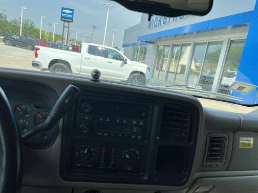2005 Chevrolet Suburban 2500 LS