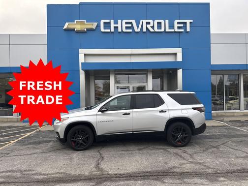 Silver Ice Metallic 2019 Chevrolet Traverse Premier