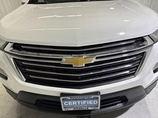 2022 Chevrolet Traverse LT Leather