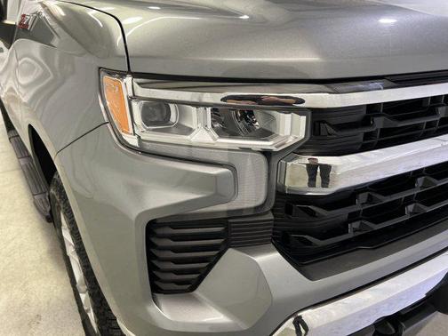 Sterling Gray Metallic 2023 Chevrolet Silverado 1500 LT