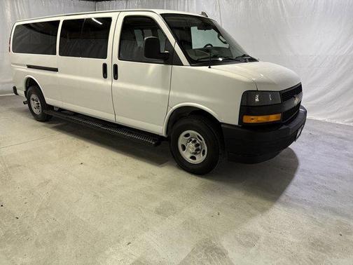 2022 Chevrolet Express 3500 RWD 3500 Extended Wheelbase LS