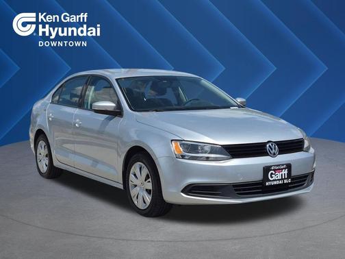 Reflex Silver Metallic 2014 Volkswagen Jetta Auto SE