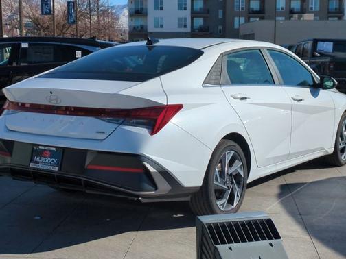 2025 Hyundai ELANTRA HEV Limited