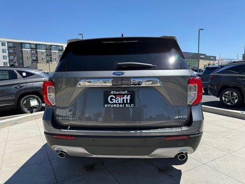 Carbonized Gray Metallic 2024 Ford Explorer Limited