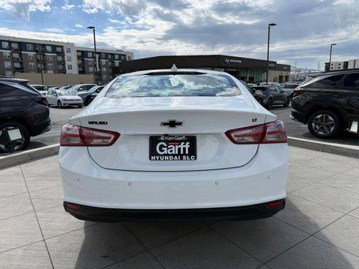 Summit White 2024 Chevrolet Malibu 1LT