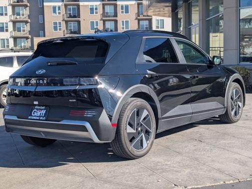 2025 Hyundai IONIQ 5 SEL