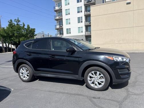2020 Hyundai TUCSON SE