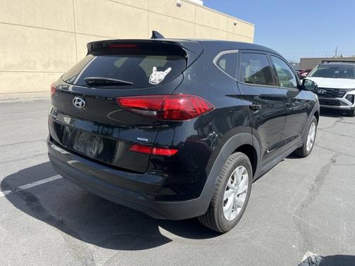 2020 Hyundai TUCSON SE