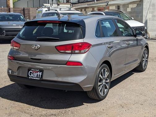 2020 Hyundai Elantra GT AUTO