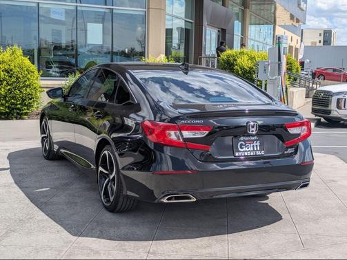 Crystal Black Pearl 2021 Honda Accord Sport 2.0T