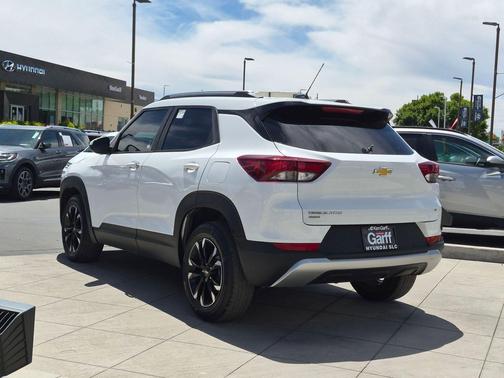 Summit White 2023 Chevrolet Trailblazer LT