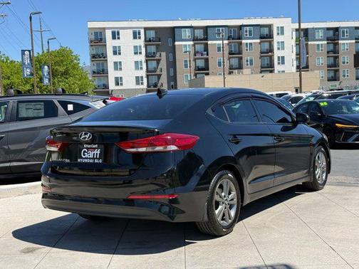 Black Diamond 2018 Hyundai ELANTRA Value Edition