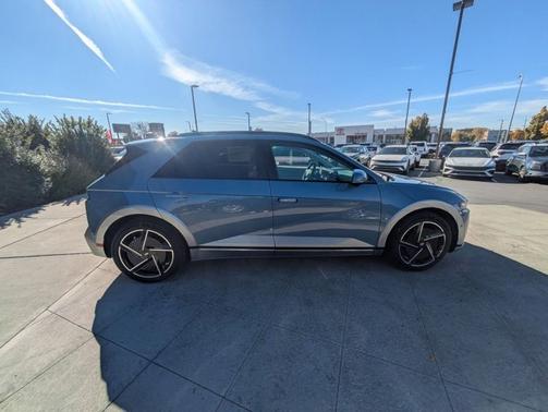 2025 Hyundai IONIQ 5 Limited