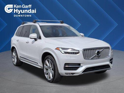Crystal White 2018 Volvo XC90 T6 Inscription