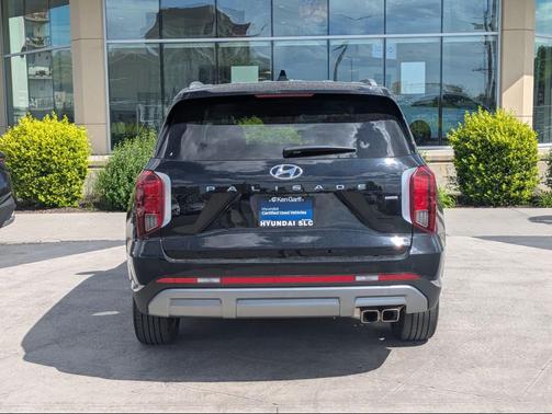 Abyss Black Pearl 2025 Hyundai PALISADE Limited
