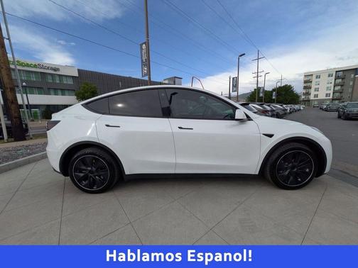 Pearl White Multi-Coat 2023 Tesla Model Y Long Range Dual Motor All-Wheel Drive