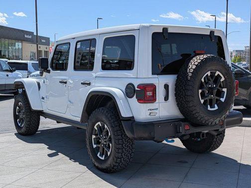Bright White Clearcoat 2024 Jeep Wrangler 4xe Rubicon X