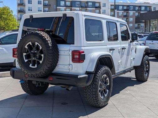 Bright White Clearcoat 2024 Jeep Wrangler 4xe Rubicon X
