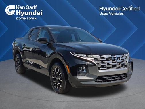 Phantom Black 2023 Hyundai SANTA CRUZ SE