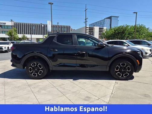Phantom Black 2023 Hyundai SANTA CRUZ SE