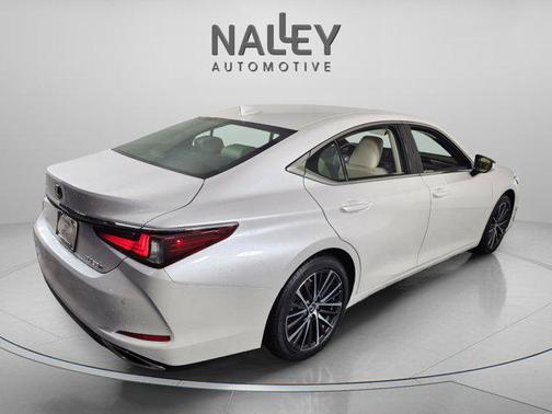 2025 Lexus ES 350 Base