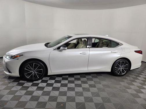 2025 Lexus ES 350 Base