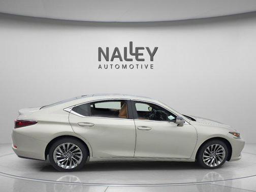 2025 Lexus ES 350 Ultra Luxury