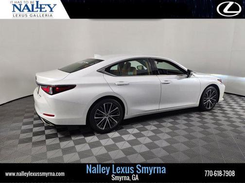 2025 Lexus ES 350 Base