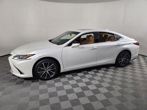 2025 Lexus ES 350 Base