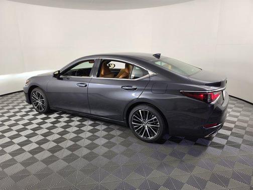2025 Lexus ES 350 Base