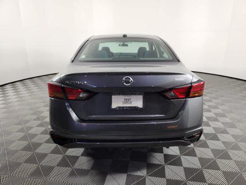 2020 Nissan Altima S FWD