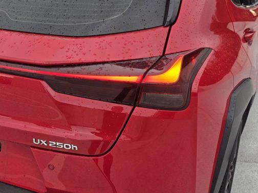 2024 Lexus UX 250h Base