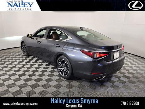 2025 Lexus ES 350 Base