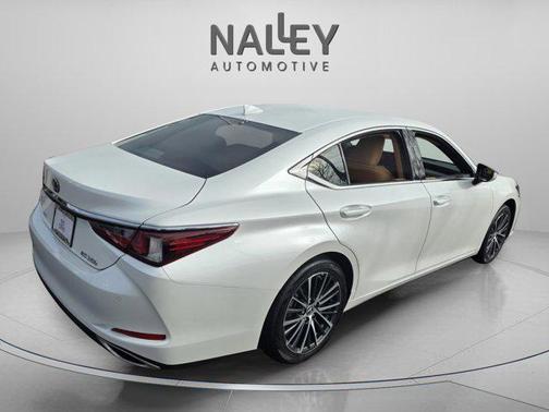 2022 Lexus ES 350 Base