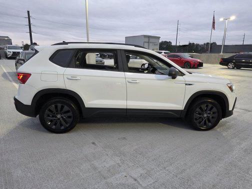 2022 Volkswagen Taos 1.5T S