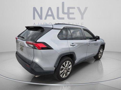 Silver Sky Metallic 2019 Toyota RAV4 XLE Premium