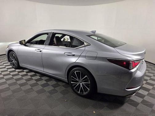 2025 Lexus ES 350 Base