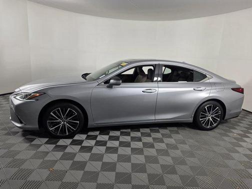 2025 Lexus ES 350 Base