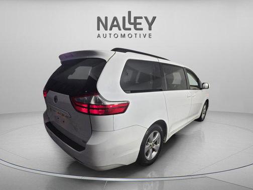 2015 Toyota Sienna LE