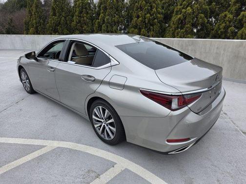2021 Lexus ES 350 Base