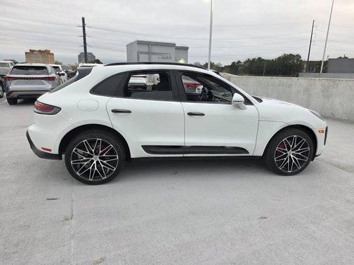 White 2023 Porsche Macan Macan S
