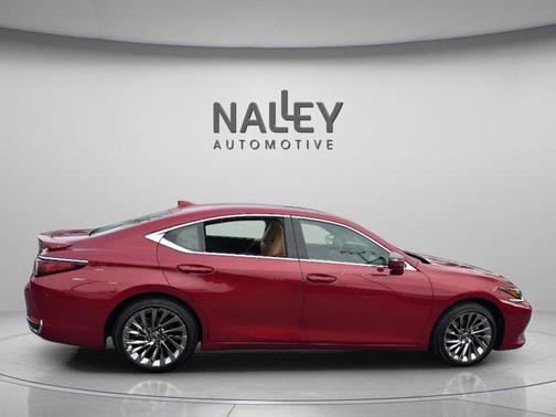 2024 Lexus ES 300h Ultra Luxury