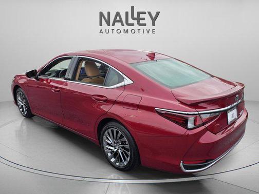 2024 Lexus ES 300h Ultra Luxury