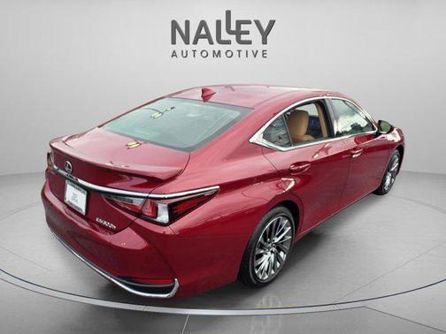 2024 Lexus ES 300h Ultra Luxury